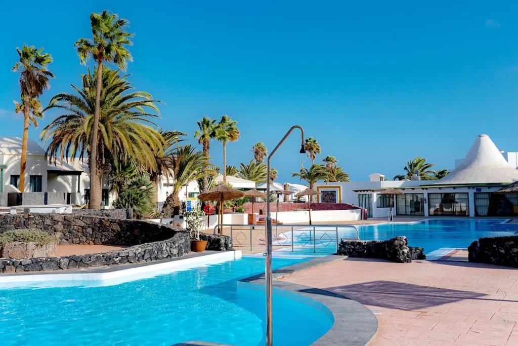 Apartamento Taisa Playa Roca Коста-Тегисе Экстерьер фото